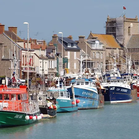 Normandy Getaways At Mis Harand Bed & Breakfast *